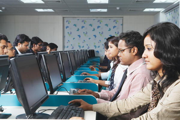 NSHM Kolkata Business & Management photo 6